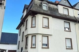 Haus kaufen in 35423 Lich, Solides 3-Familienhaus mit Scheune u. Nebengebäuden in der Licher Kernstadt!