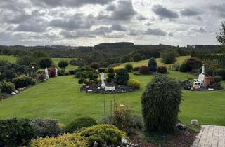 Haus kaufen in 53547 Hümmerich, Ein Bungalow, der keine Wünsche offen lässt! Hümmerich