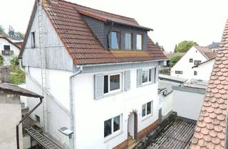 Anlageobjekt in Kellergasse 5a, 63654 Büdingen, Kernsaniertes Haus mit moderner Heizung, einzugsbereit aktuell Leerstand