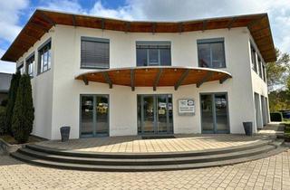 Gewerbeimmobilie kaufen in In Den Schemeln, 66620 Nonnweiler, Moderne Büro- und Logisitkimmobilie, Mieter mit bester Bonität