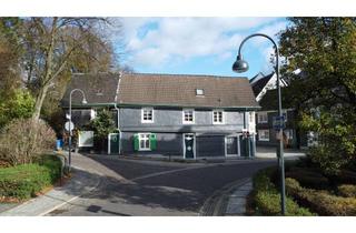 Wohnung kaufen in 42899 Lüttringhausen, Charmante Maisonette im Fachwerkhaus mit Sonnenterrasse in Remscheid-Lüttringhausen