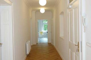 Wohnung mieten in Luitpoldstraße 6a, 93047 Innenstadt, Keine Anfragen mehr möglich ! Klassisch stilvoll sanierte 4-Zimmer-Altbauwohnung mit Loggia