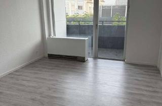 Wohnung mieten in 32052 Herford, Renovierte 2-Zimmer-Stadtwohnung mit Balkon