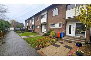 Haus kaufen in 47804 Benrad-Süd, Luxuriöses RMH am Feldrand (Benrad-Süd): modernisiert, klimatisiert, FBH, Design-Küche, Garage und P