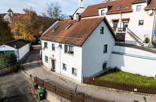 Haus kaufen in 93195 Wolfsegg, Wohnen in historischer Lage – Zuhause an der Burg!