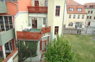 Wohnung mieten in 06618 Naumburg, Naumburg (Saale) - 2-Raum-Wohnung mit Dachterrasse