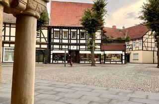 Geschäftslokal mieten in Kirchplatz 17, 33129 Delbrück, Ladenfläche am historischen Kirchplatz, bevorzugt Einzelhandel