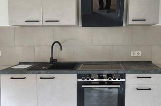 Wohnung mieten in Apoldaer Straße, 06116 Halle, Erstbezug nach grundlegender Renovierung in Halle-Ost