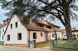 Doppelhaushälfte kaufen in 76189 Karlsruhe, Karlsruhe - Charmante sanierungsbedürftige Doppelhaushälfte mit Altbaucharme