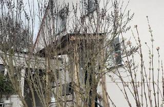 Einfamilienhaus kaufen in 97234 Reichenberg, Reichenberg - Kleines Häuschen in Waldnähe mit Garten und Garage-ohne Provision