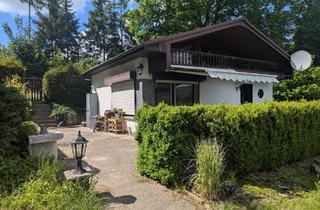 Haus kaufen in 09380 Thalheim, Thalheim/Erzgebirge - Wochenendgrundstück mit Bungalow in Thalheim (Erzgebirge)