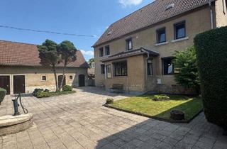 Einfamilienhaus kaufen in 06268 Querfurt, Querfurt - Großzügiges Wohnhaus mit Nebengebäuden, Garten und ruhiger Lage