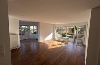 Wohnung kaufen in 86199 Göggingen, Idyllisch gelegene 3-ZKB Gartenwohnung in Bestlage mit Tiefgaragenstellplatz in Augsburg-Göggingen