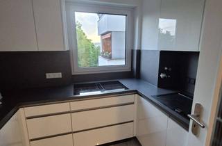 Wohnung kaufen in 85521 Ottobrunn, TOP RENOVIERTE WOHNUNG INKLUSIVE EINBAUKÜCHE !!!