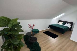 Wohnung mieten in Oberheidstraße 85, 45475 Dümpten, WG-Zimmer in Mülheim Dümpten 500€ warm: möbliert