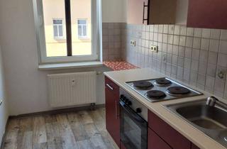 Wohnung mieten in Lindenstraße 15, 07546 Gera, Sanierte und modernisierte 49 qm 3-Raum Wohnung mit großen Fenstern, hohen Decken, Garten,