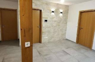 Wohnung mieten in 91614 Mönchsroth, Frisch sanierte 4,5-Zi.-Maisonette (130 m²) mit EBK, Balkon & Spitzboden - ruhige Lage in Mönchsroth