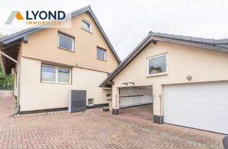 Haus kaufen in 06258 Schkopau, Zweifamilienhaus saniert zwischen Leipzig - Halle, mit Pool und Garten – modern & energieeffizient