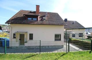 Haus kaufen in 65719 Hofheim am Taunus, Mehrgenerationenhaus mit großem Garten in ruhiger Lage