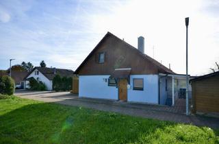 Einfamilienhaus kaufen in 74360 Ilsfeld, Freistehendes Einfamilienhaus mit großem Garten und Carport