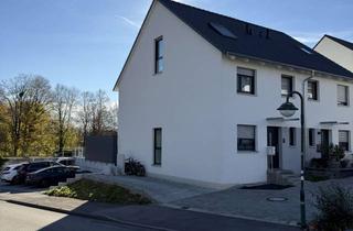 Haus kaufen in Neckarstraße 23, 72124 Pliezhausen, Platz für die Familie