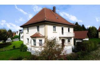 Haus kaufen in 89284 Pfaffenhofen, Haus im Altbaucharme der 20-er Jahre mit großem (Bau-)Grundstück