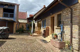 Bauernhaus kaufen in 55457 Horrweiler, Zwei Bauernhäuser / Hofreite inkl. 700 qm Baugrund