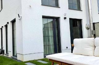 Haus mieten in 40724 Hilden, Luxuriöse Doppelhaushälfte mit Smart-Home-System, Alarmanlage, Kamin, Garten, - möbliert zur Miete