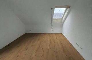 Wohnung mieten in Ludwig-Thoma-Straße, 84076 Pfeffenhausen, Erstbezug: Moderne 2,5-Zi.-Dachgeschosswohnung mit Balkon