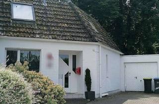 Einfamilienhaus kaufen in 46485 Wesel, Einfamilienhaus am Naturschutzgebiet mit Garten und tollem Baumbestand