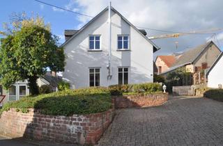 Haus kaufen in In Der Hiehl, 54528 Salmtal, Familienfreundliches Ein-/ Zweifamilienhaus mit viel Raum zum Wachsen – bezugsfertig