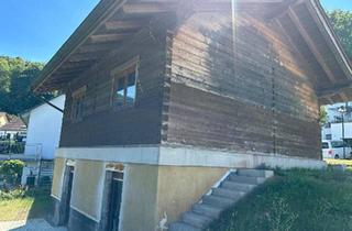 Einfamilienhaus kaufen in 66440 Blieskastel, Blieskastel - Kleines freistehendes Haus in schöner Siedlungslage