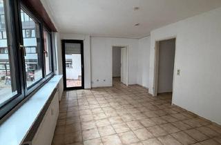 Wohnung kaufen in 67655 Kaiserslautern, Kaiserslautern - 2-Zimmer-Wohnung mit Balkon in Kaiserslautern