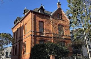 Wohnung kaufen in 65193 Wiesbaden, Wiesbaden - Helle 3,5-Zimmer-Wohnung mit einzigartigem Nerobergblick, fußläufig zur Stadt und zum Wald