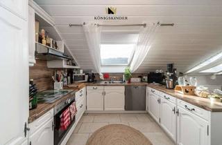 Wohnung kaufen in 73655 Plüderhausen, Sehr helle 3-Zimmer-DG-Wohnung mit Einbauküche & eigenem Gartenanteil & 2 Garagen in ruhiger Lage!