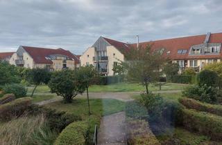 Wohnung kaufen in 16761 Hennigsdorf, Luftiges Dachgeschoss - Kapitalanlage -