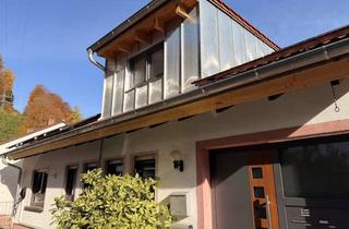 Wohnung kaufen in 67468 Frankeneck, Lichtdurchflutetes Wohnen unterm Dach – Ihre Oase im Pfälzerwald