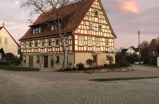 Wohnung mieten in Lohe, 74632 Neuenstein, Schöne Dachgeschosswohnung in ruhiger Lage in einem schönen Fachwerkhaus