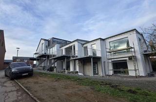 Penthouse mieten in Waldstr. 32-34, 52379 Langerwehe, Zweizimmer Wohnung mit Klima und großem Balkon/Terrasse