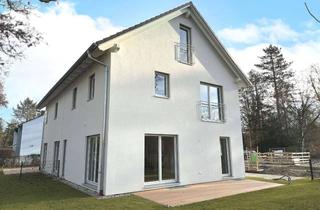 Doppelhaushälfte kaufen in 85598 Baldham, Familienfreundliche Doppelhaushälfte (KFW 40) in Baldham – großzügiger Garten & sofort bezugsfrei