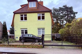 Mehrfamilienhaus kaufen in August Bebel Straße 26 a/b, 15569 Woltersdorf, Mehrfamilienhaus mit zusätzlichem Bungalow und viel Platz zum Leben
