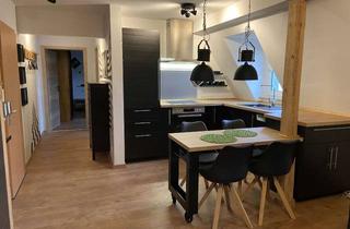 Wohnung mieten in 90562 Heroldsberg, 2-Raum-DG-Wohnung im Industrial Design in Heroldsberg frei, 51qm, voll möbliert, inkl. Internet