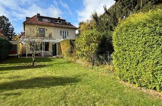 Einfamilienhaus kaufen in 60439 Heddernheim, Einfamilienhaus (DHH) + Garage in schöner und ruhiger Lage auf einem 522 m² großem Gartengrundstück!