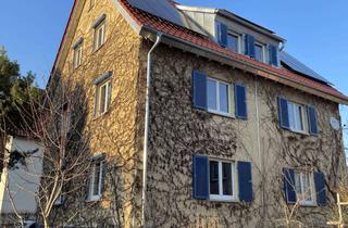 Mehrfamilienhaus kaufen in 70825 Korntal-Münchingen, Von Privat - viel Platz zum Leben im Mehrfamilienhaus mit Garten und Nebengebäude
