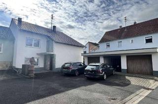 Haus kaufen in 97957 Wittighausen, Zweifamilienhaus mit großem Grundstück, Nebengebäude und drei Garagen in Unterwittighausen v