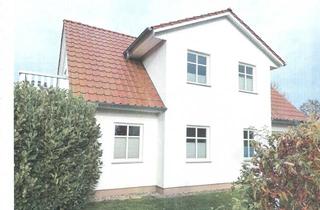 Haus kaufen in 18573 Altefähr, 2 Ferienwohnungen in einem Dreigiebelhaus auf Rügen