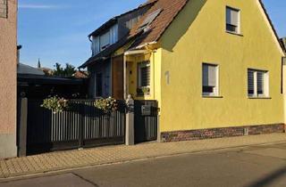 Einfamilienhaus kaufen in 76351 Linkenheim-Hochstetten, Freistehendes Einfamilienhaus mit Charme – ab 01.12. verfügbar