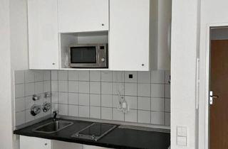 Wohnung kaufen in 71229 Leonberg, Leonberg - Charmante 1-Zimmer-Wohnung, Balkon und Tiefgaragenstellplatz 7129