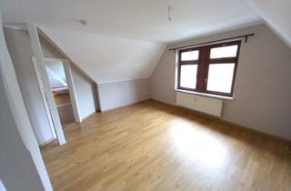 Wohnung mieten in 08459 Neukirchen, Maisonette mit 3,5 Zimmern im 2. OG, für Individualisten, ab sofort verfügbar!