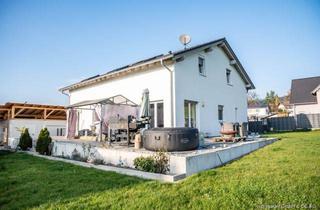 Doppelhaushälfte kaufen in 92431 Neunburg, Neuwertiges Haus von 2020 mit zwei Wohneinheiten– viel Platz zum Leben und Wohlfühlen